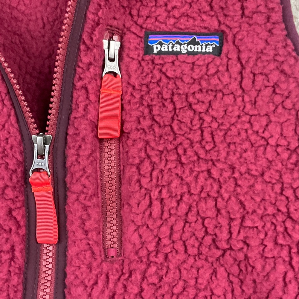 Patagonia Women’s Retro Pile Fleece Vest - Picture 3 of 12